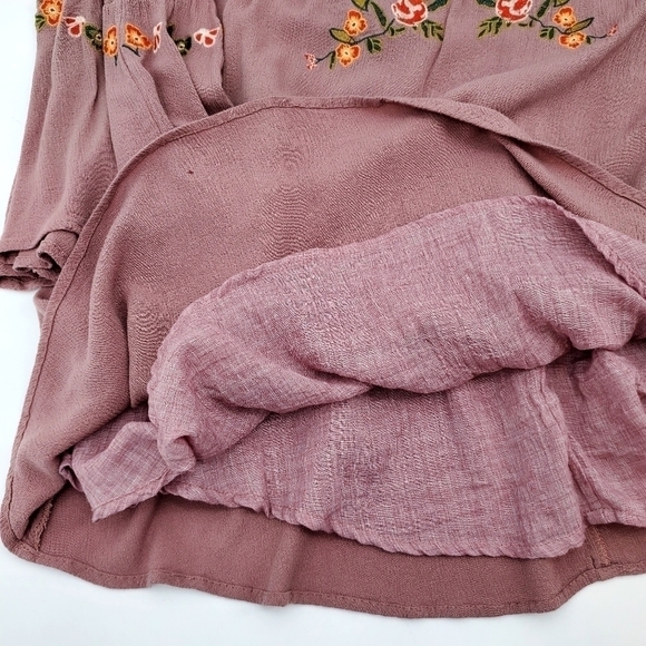 Umgee Mauve Floral Embroidered Lace Bell Sleeve Off Shoulder Dress - Picture 4 of 8
